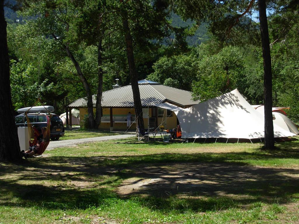 La Rochette Hotel Guillestre Luaran gambar