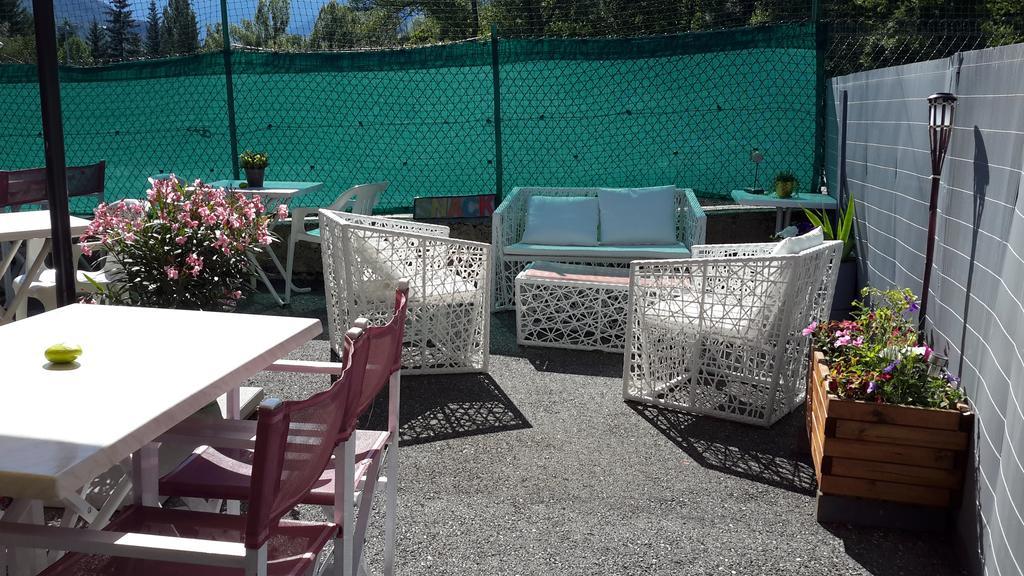 La Rochette Hotel Guillestre Luaran gambar